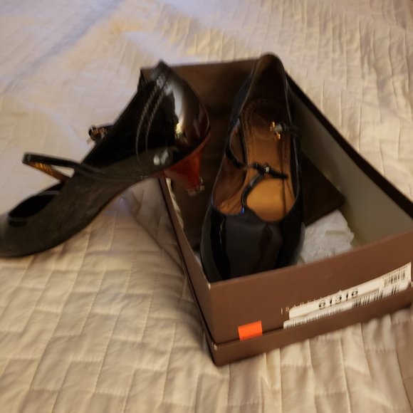 Palmer Mod T-Strap pump - Picture 4 of 4